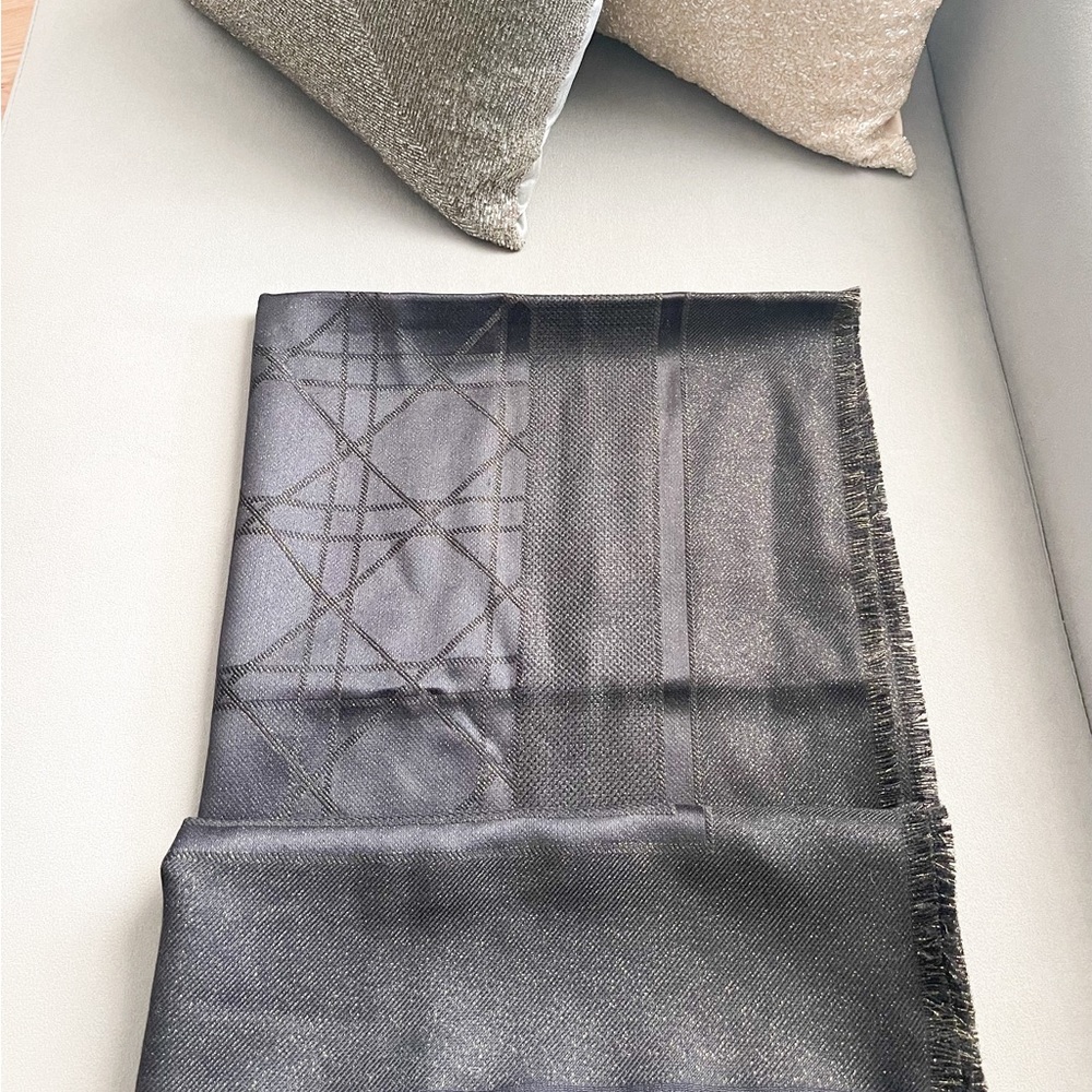 Christian Dior Cannage Metallic Shimmer Shawl Scarf Stole - Picture 15 of 16